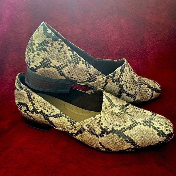 Clarks Shoes - Clarks Women's Snakeskin Loafers - Black and Cream